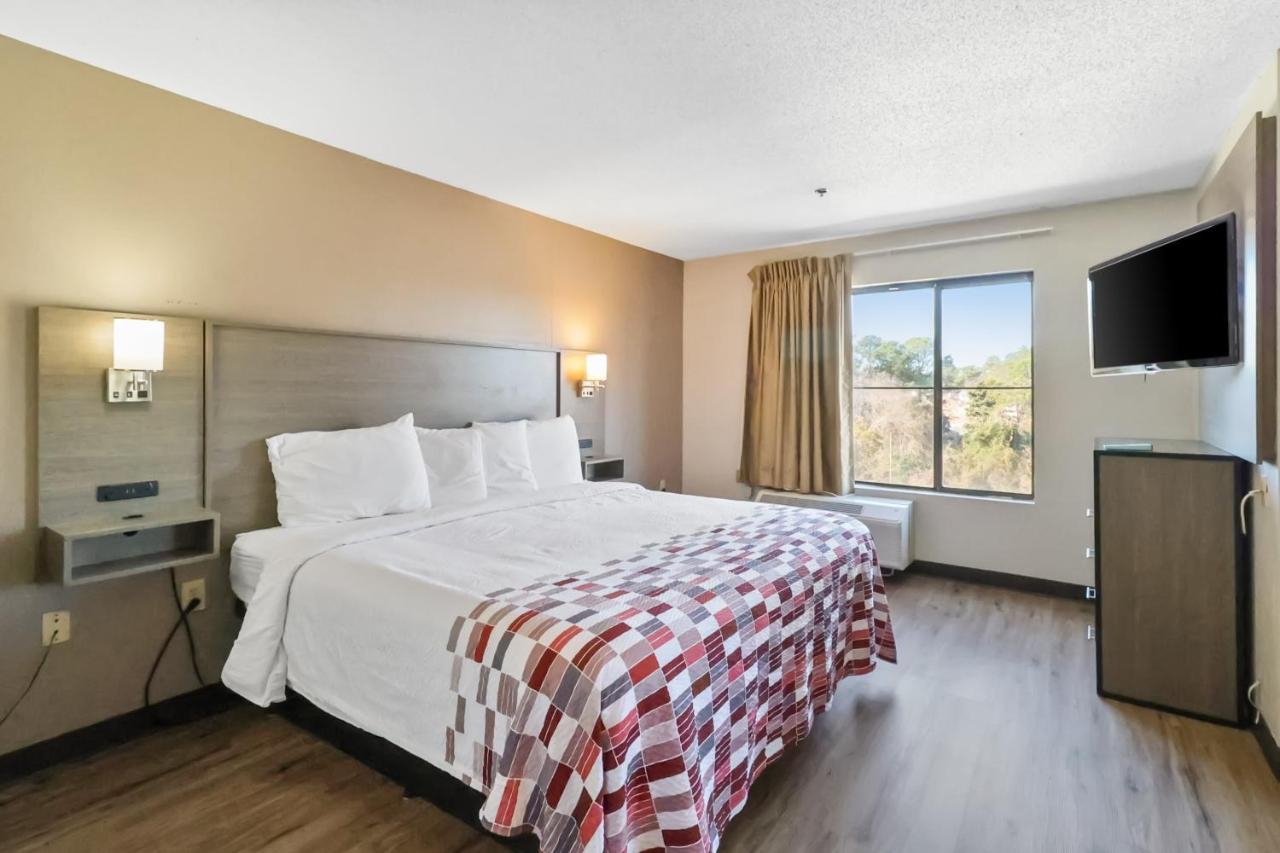 Red Roof & Fayetteville-fort Bragg Motel 2*